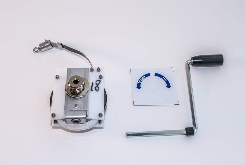 Load image into Gallery viewer, Internal Locking Flagpole Winch – Fiberglass & Aluminum Compatible