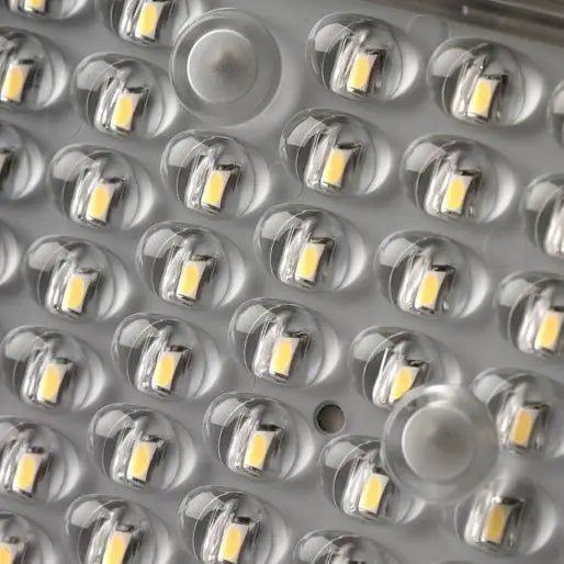High Performance 9,900 Commercial Flagpole Light
